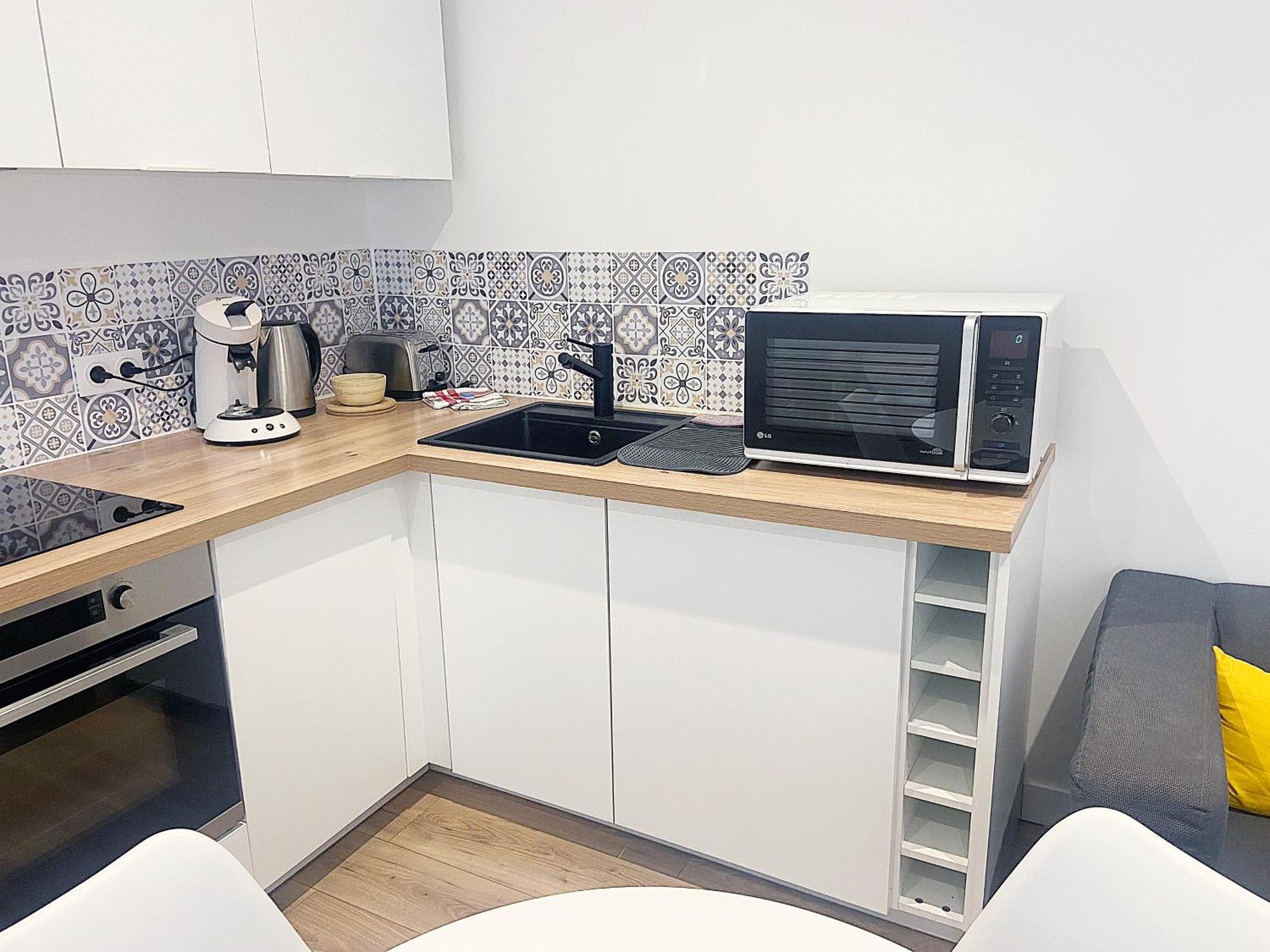 Le Petit Barbusse, Proche Centre Avec Netflix Apartment Reims Exterior photo